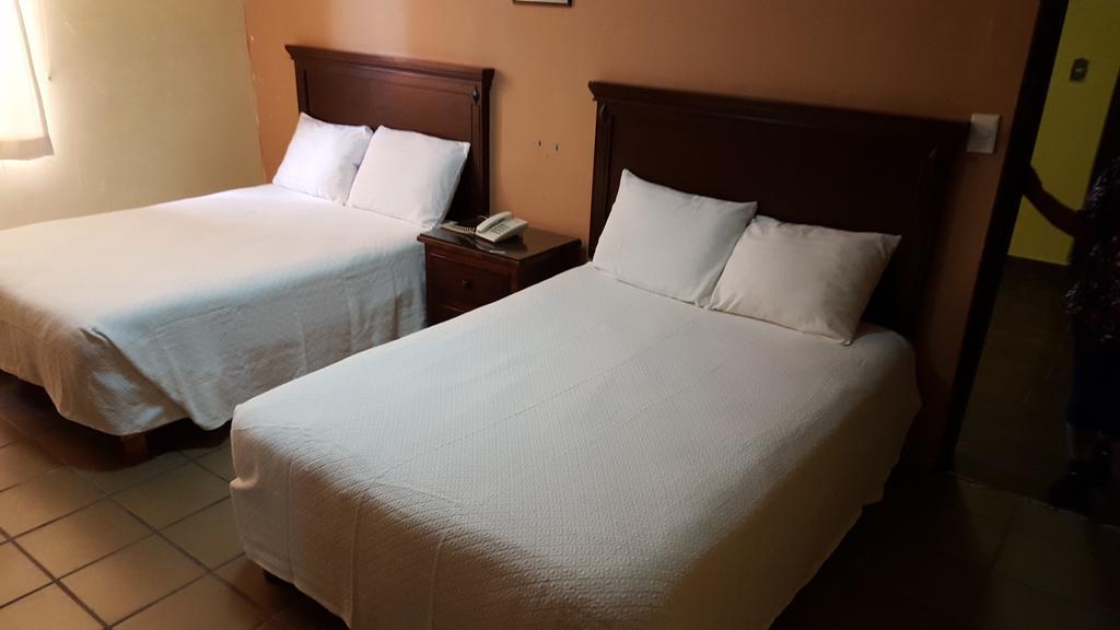 Hotel La Posta 몬클로바 객실 사진
